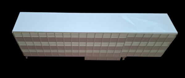 3D-geprinte veetrailer versie 5 – bovenkant en zijkant, gedetailleerd model voor modelbouw.
